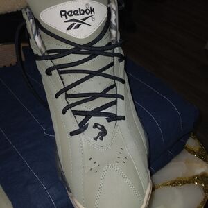 NEVER USED Reebok Men's Gray Jordan's Sneakers